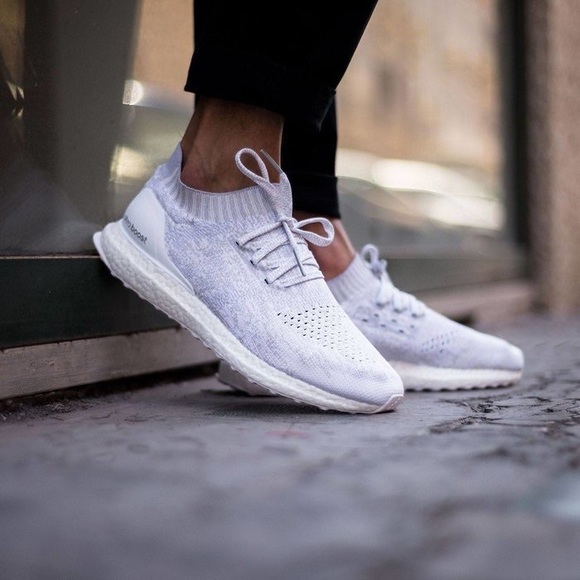 adidas UltraBOOST DNA Uncaged Triple White - Picture 2 of 12